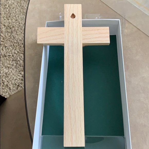 Jeweled Crucifix - Picture 4 of 4